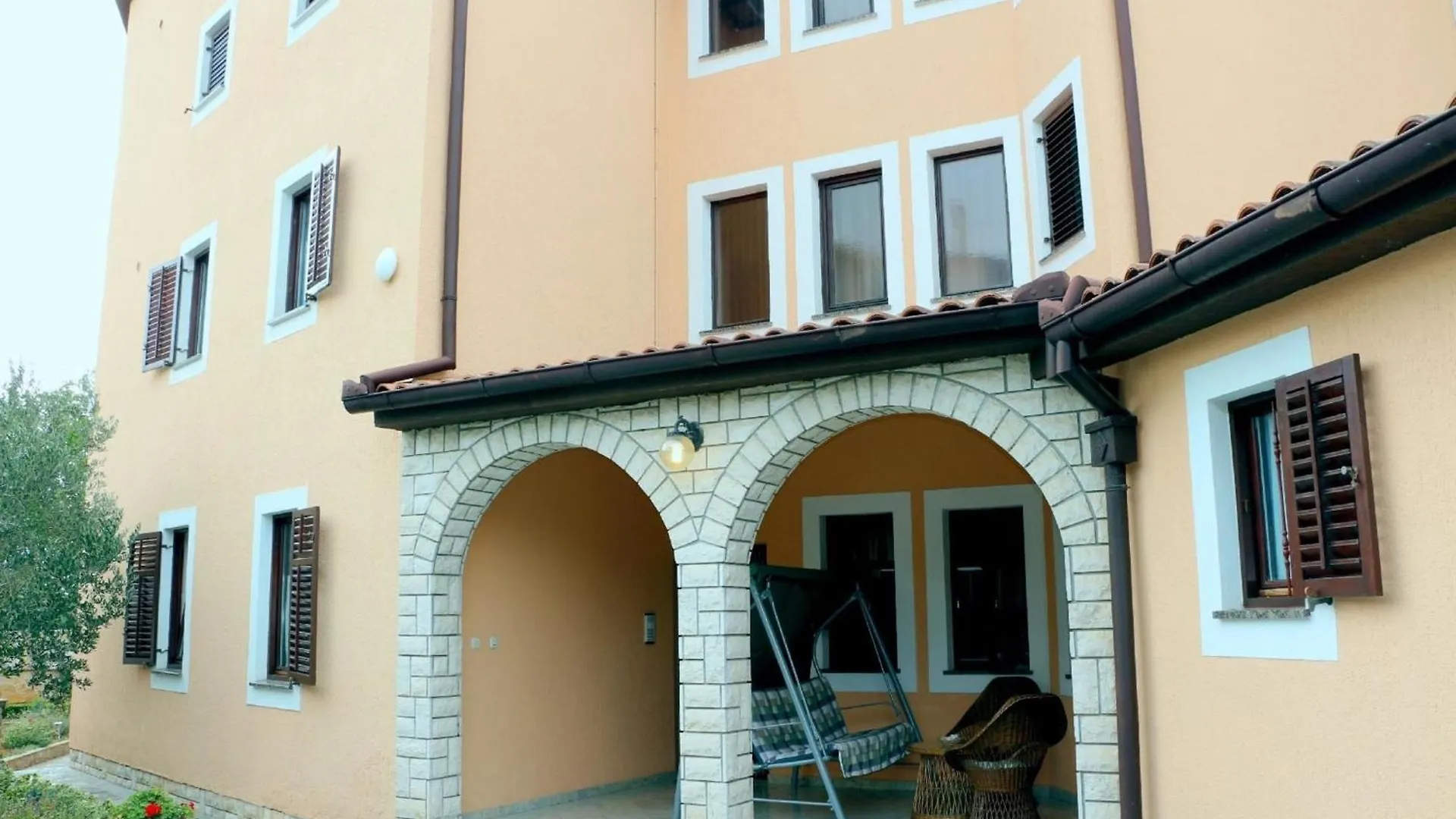 Apartment Appartement In Fazana Mit Moebliertem Balkon