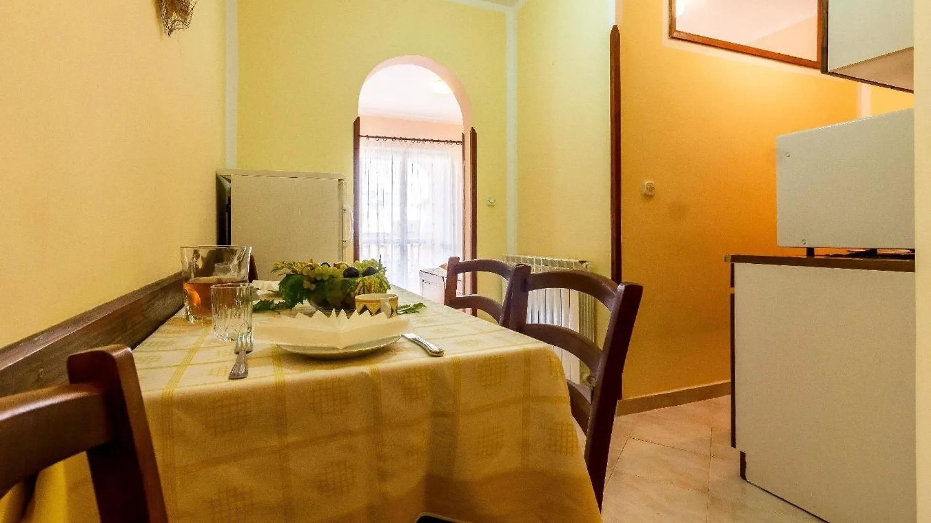 Appartement In Fazana Mit Moebliertem Balkon Apartment